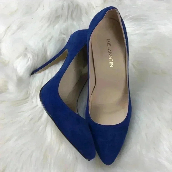 🔴SALE Gorgeous Blue Heels - Picture 2 of 7